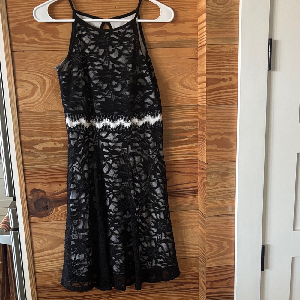 Jump Black and White Lace Dress